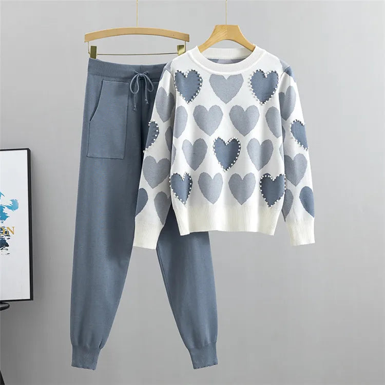 Adorable Heart Print Two-Piece Set: Cute and Comfy