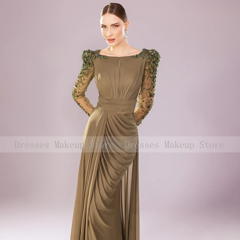 فستان الزيتون: جاذبية أنثوية مع لمسة من الفخامة