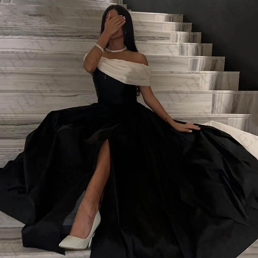 Chic Off-the-Shoulder Gown in Modern Elegance