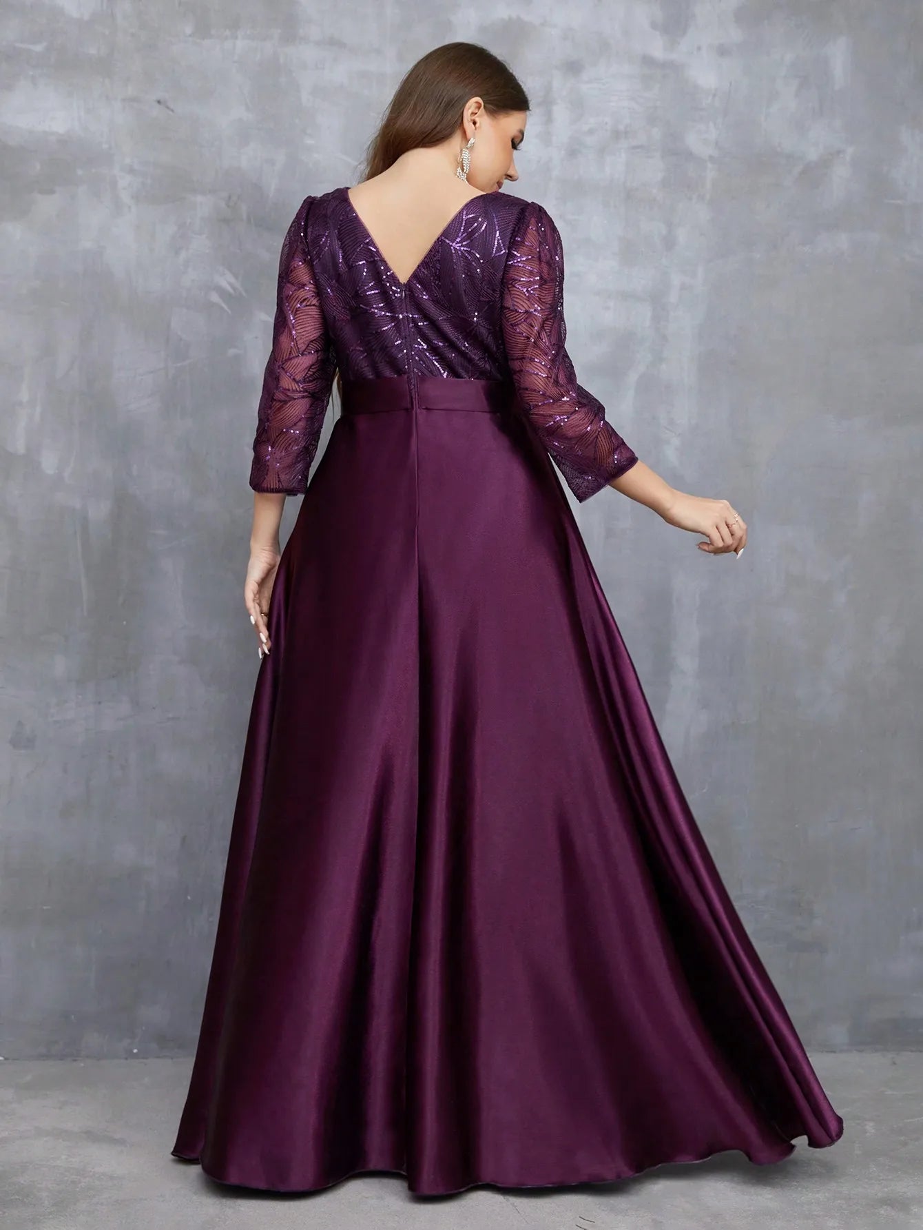 Elegant Lace and Satin Gown with Three-Quarter Sleeves