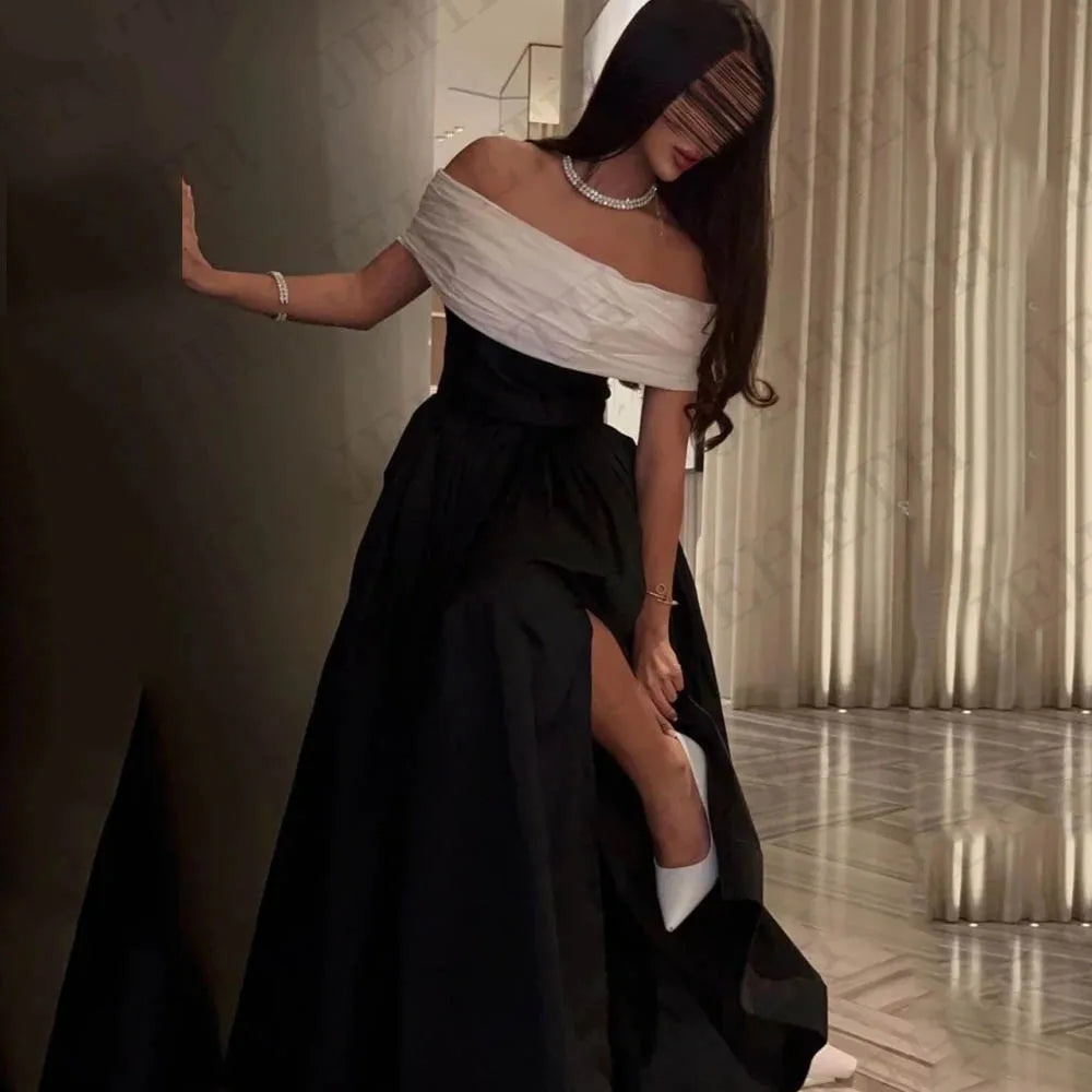 Chic Off-the-Shoulder Gown in Modern Elegance