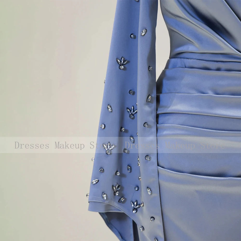 فستان سهرة أنيق بتصميم رائع باللون الأزرق الفاتح