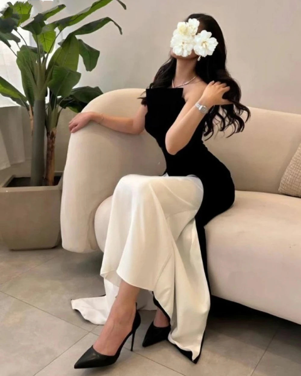 أنوثة وأناقة في إطلالة واحدة