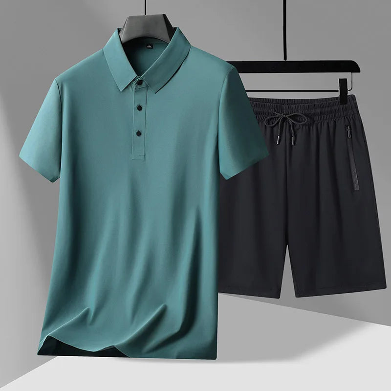 طقم قميص أبيض أنيق غير رسمي وشورت داكن: أسلوب متعدد الاستخدامات