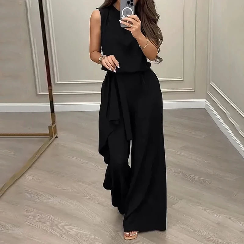 Elegant Black Jumpsuit: Chic and Versatile Style