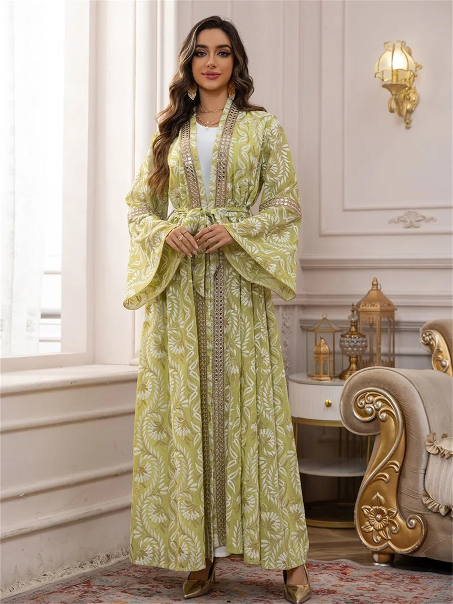 أجواء الأناقة: جلابيه فاخرة بتصميم مميز