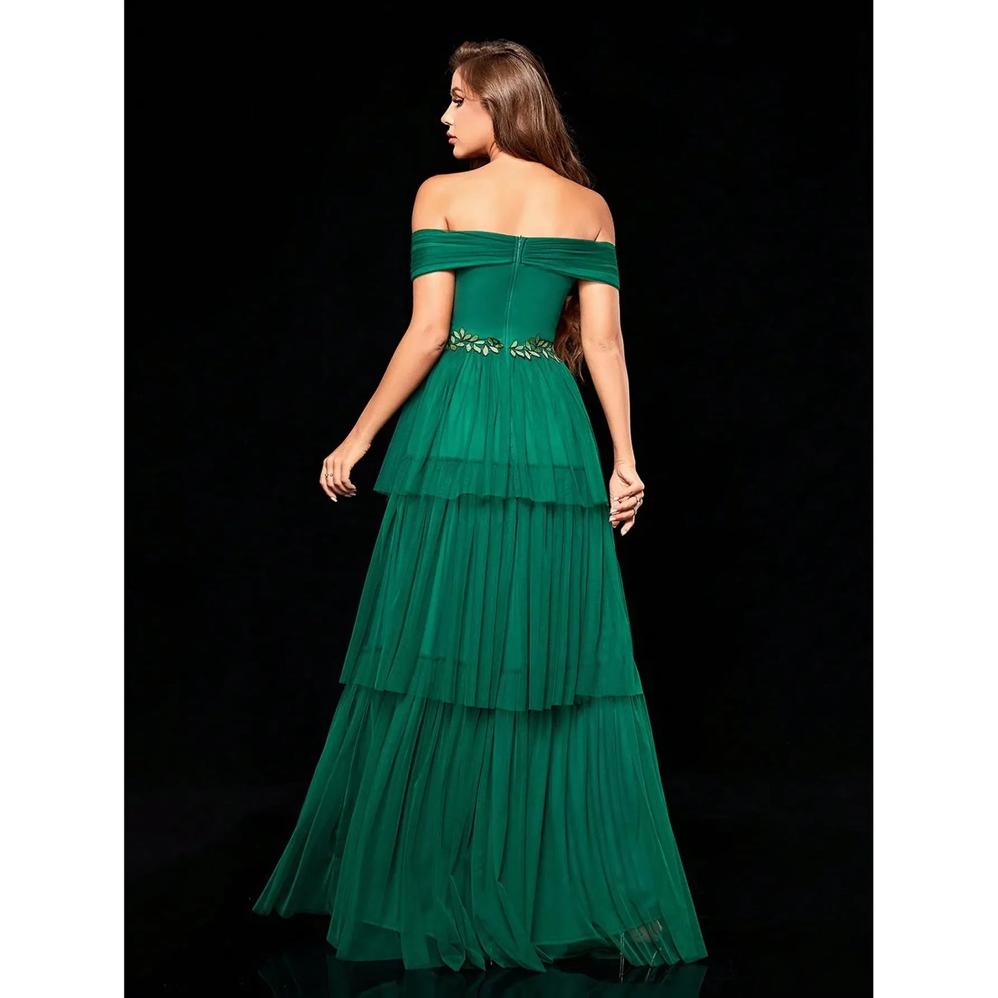 Chic Off-the-Shoulder Tulle Dress