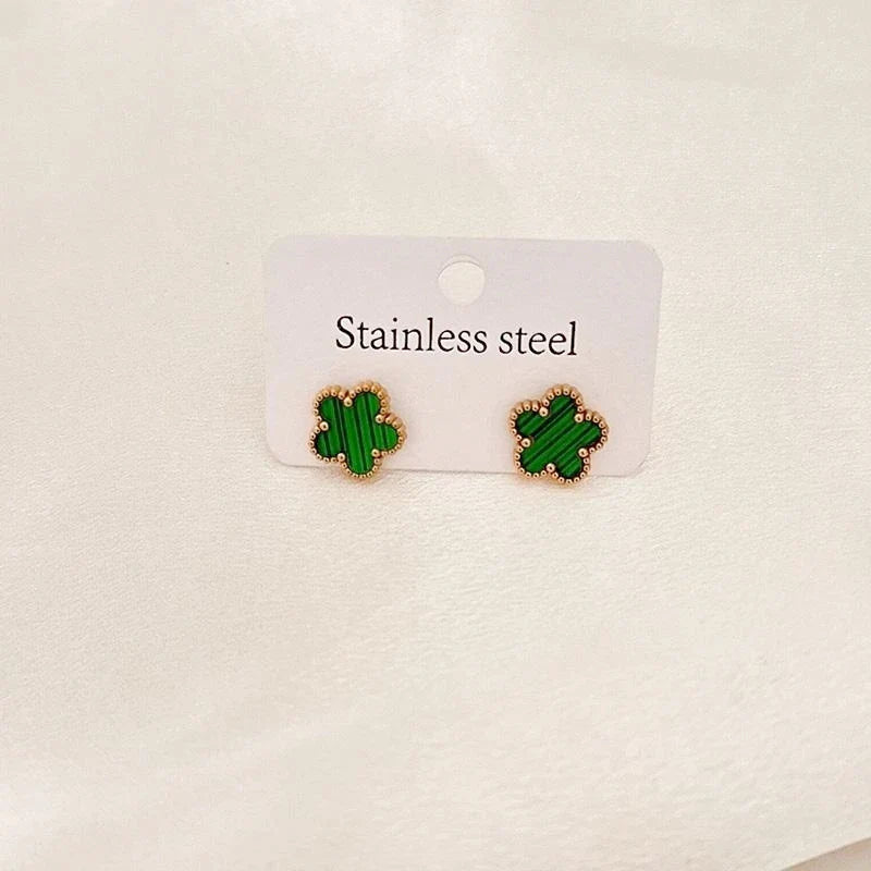 New Trendy Luxury Five Leaf Flower Pendant Necklace and earing
