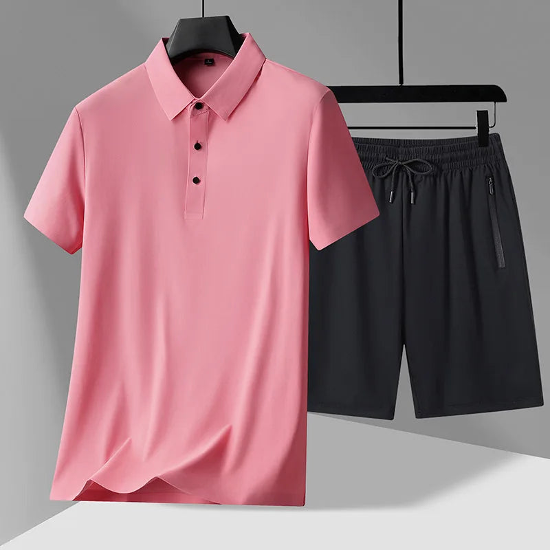 طقم قميص أبيض أنيق غير رسمي وشورت داكن: أسلوب متعدد الاستخدامات