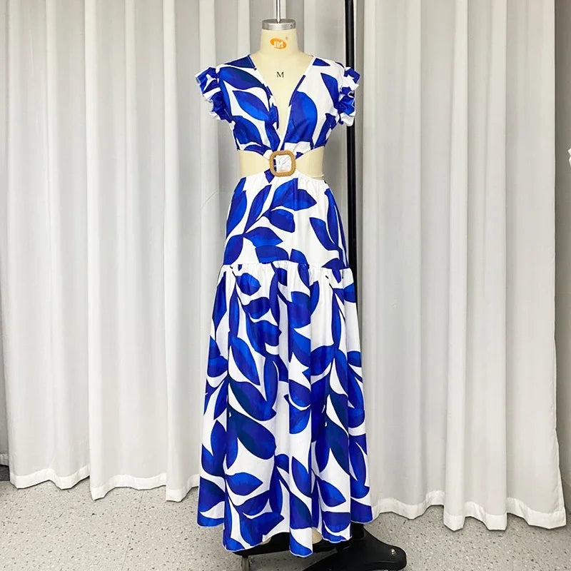 Chic Maxi Dress: Blue Leaf Print for Summer Elegance