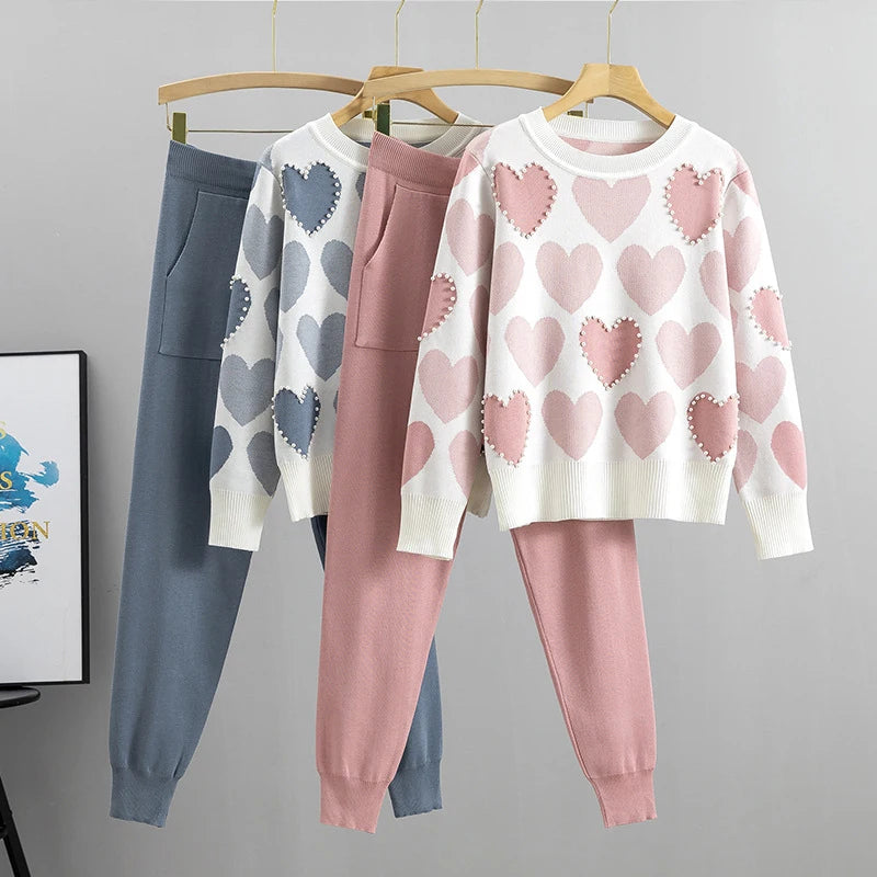 Adorable Heart Print Two-Piece Set: Cute and Comfy