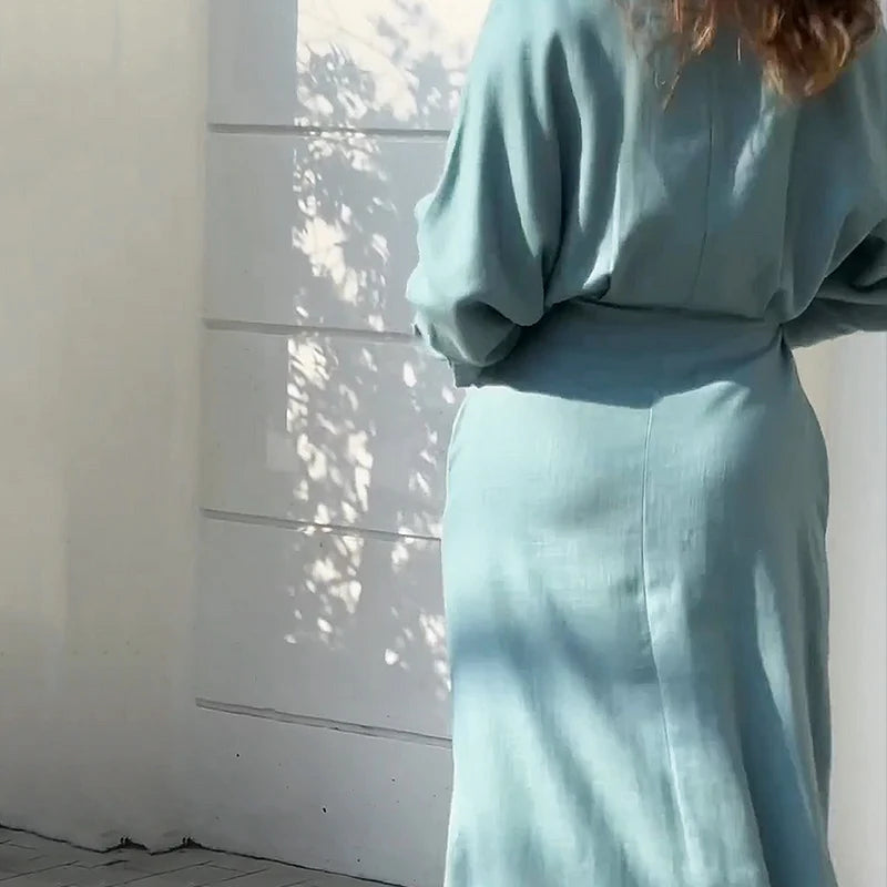 Elegant Long Sleeve Dress: Nipped Waist, Slit