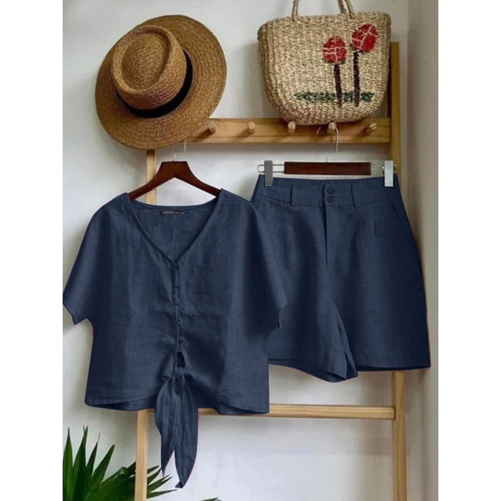 Stylish Casual Summer Outfit in Rust Red