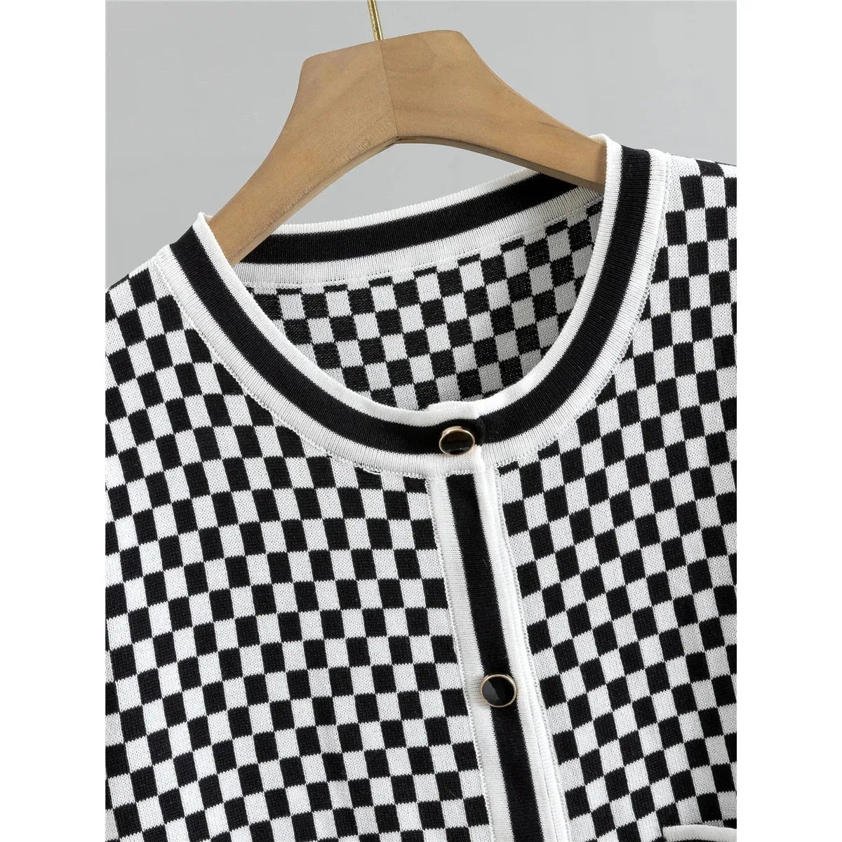 Elegant Checkerboard Two-Piece Set: Stylish Comfort