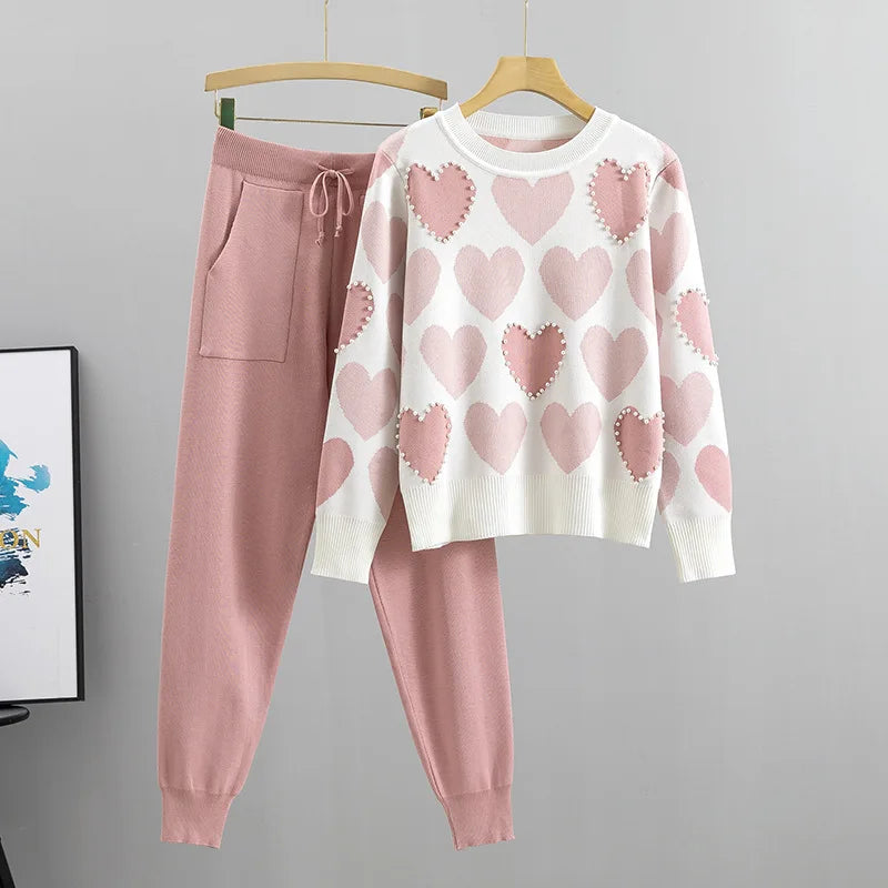Adorable Heart Print Two-Piece Set: Cute and Comfy