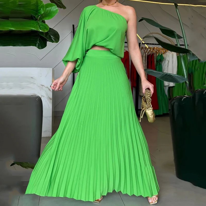 Chic Lantern Ensemble