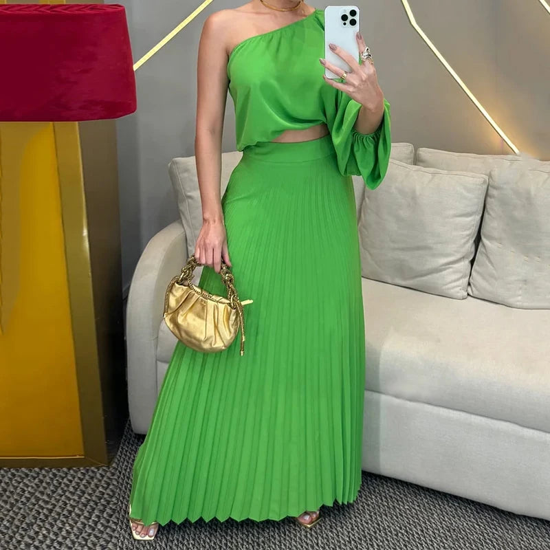 Chic Lantern Ensemble