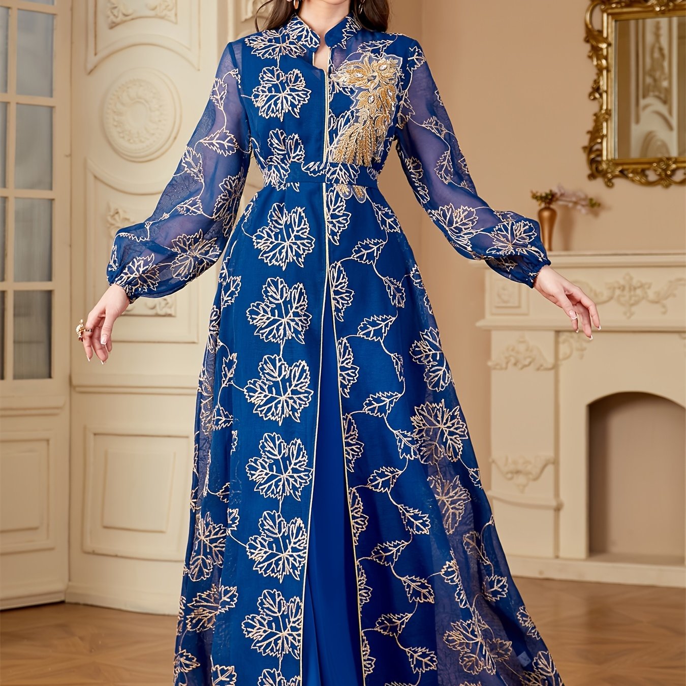 جلابية كحلي ملكية بتطريز ذهبي