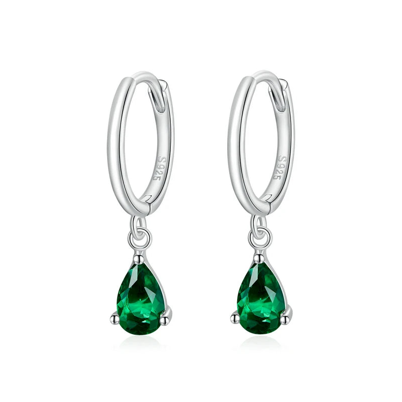 Elegant Emerald-Toned Drop Earrings: A Touch of Timeless Glamour