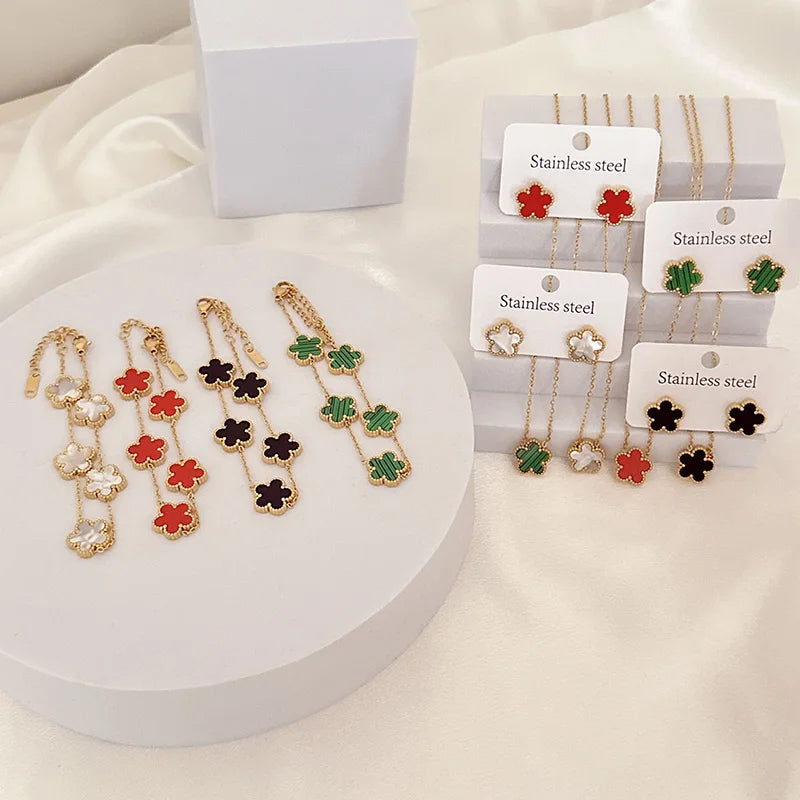 New Trendy Luxury Five Leaf Flower Pendant Necklace and earing