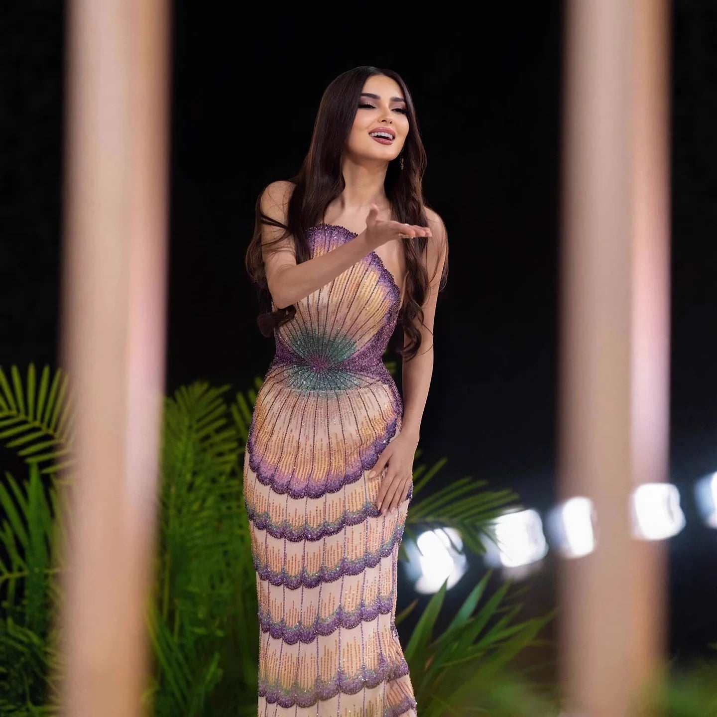 فستان همسة اللؤلؤ الملكية