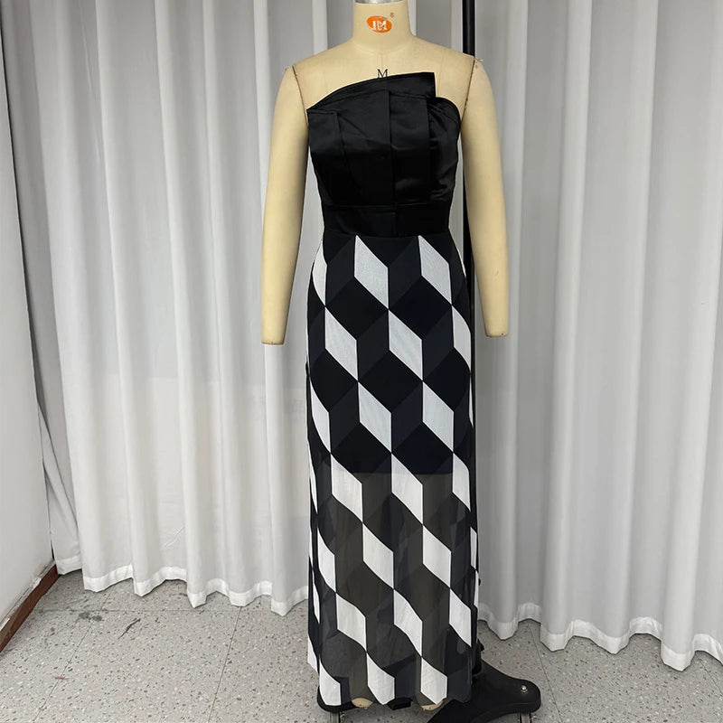 Elegant Strapless Geometric Dress: A Statement Piece