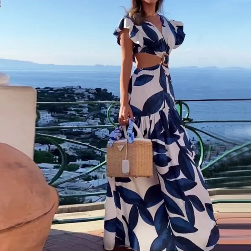Chic Maxi Dress: Blue Leaf Print for Summer Elegance