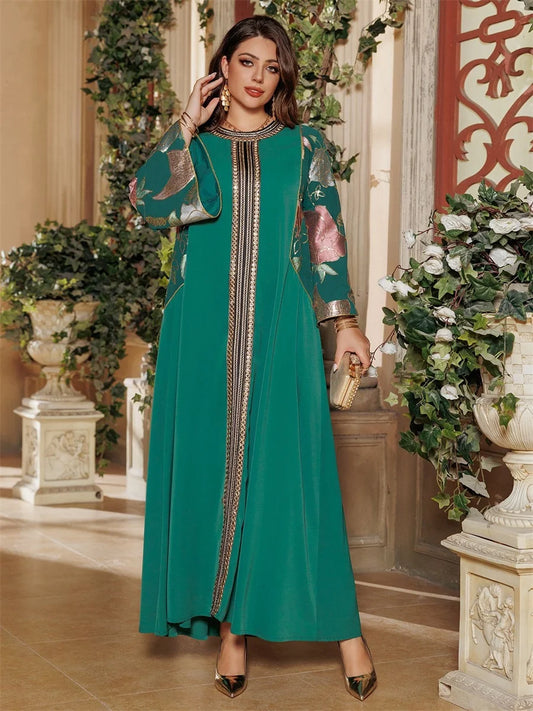 جلابية خضراء ملكية بتطريز ذهبي