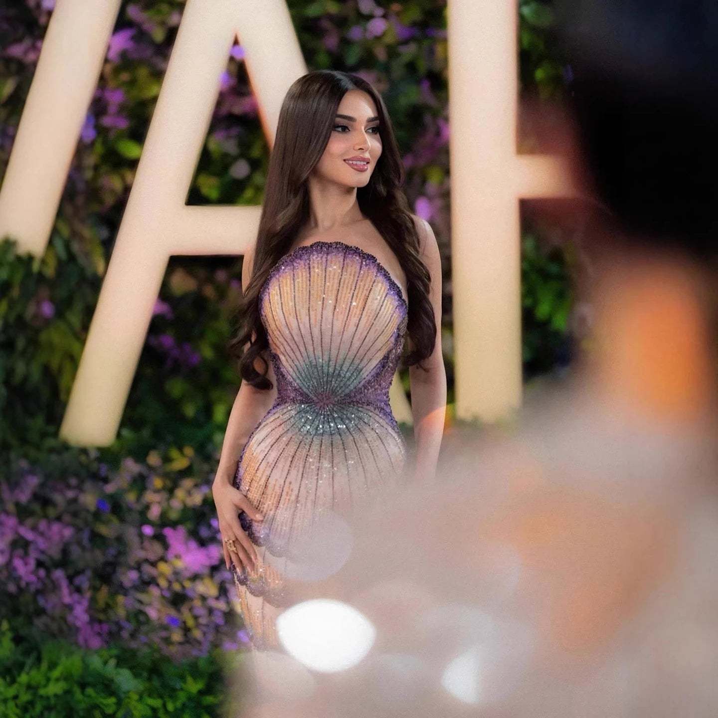 فستان همسة اللؤلؤ الملكية