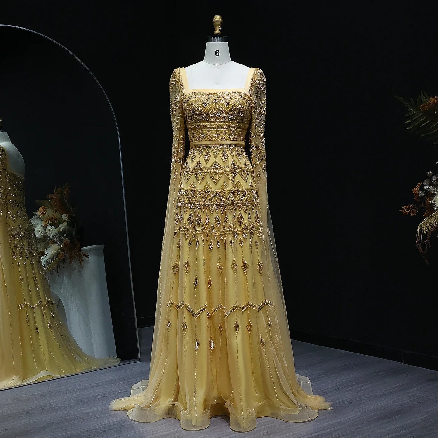 فستان الهيبة القرمزية