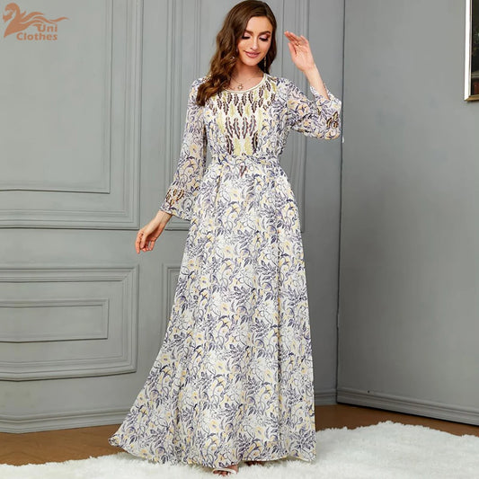 جلابية مزهرة مقابل باهية وتصميم أنيق