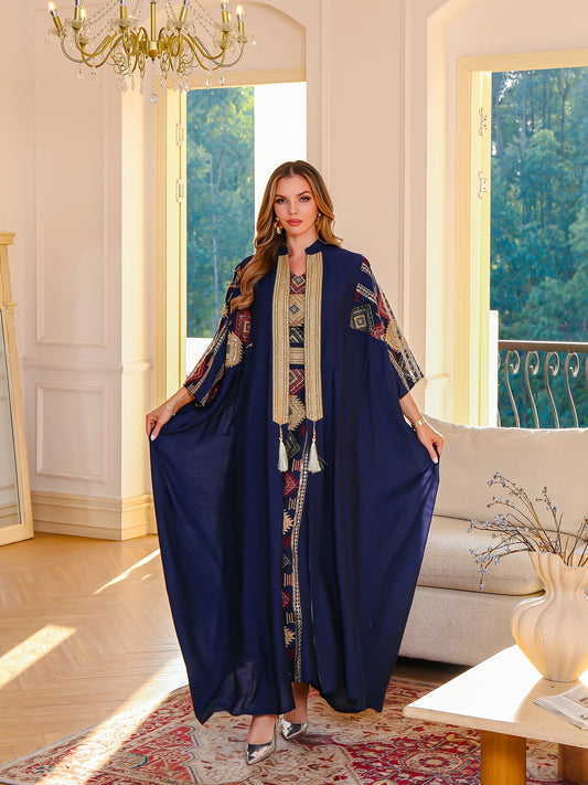 جلابية رويال كحلي بنقوش تراثية